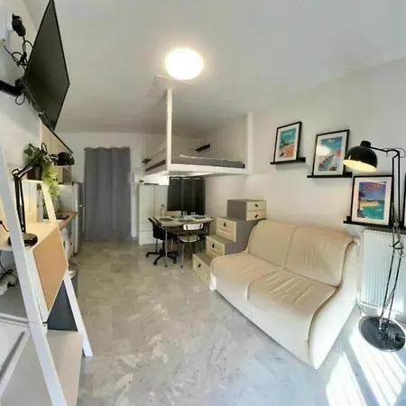 Appartement à 300m Clim Wifi Proche Gare Cagnes-sur-Mer